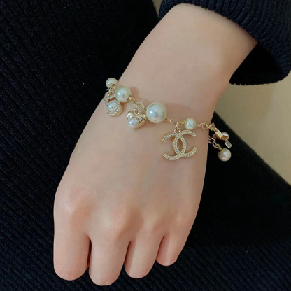 Pentagram Double C Pearl Bracelet