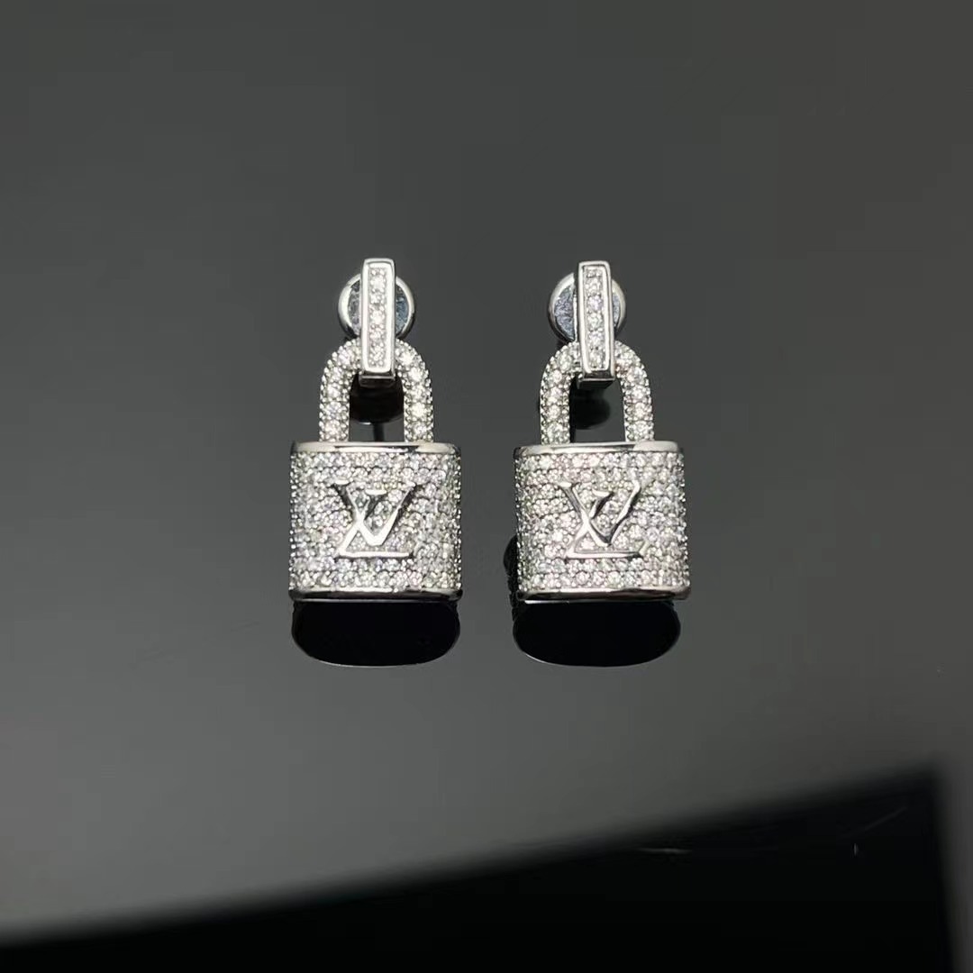 Lock It Padlock Pendant, White Gold and Pavé Diamond