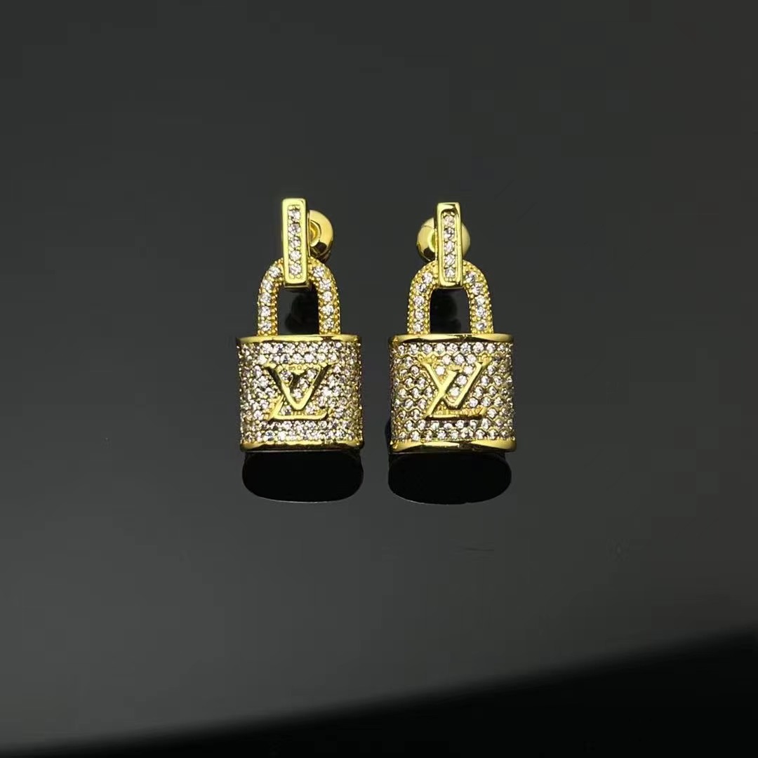 Lock It Padlock Pendant, White Gold and Pavé Diamond