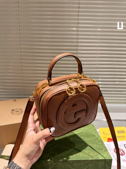 BLONDIE TOP HANDLE BAG