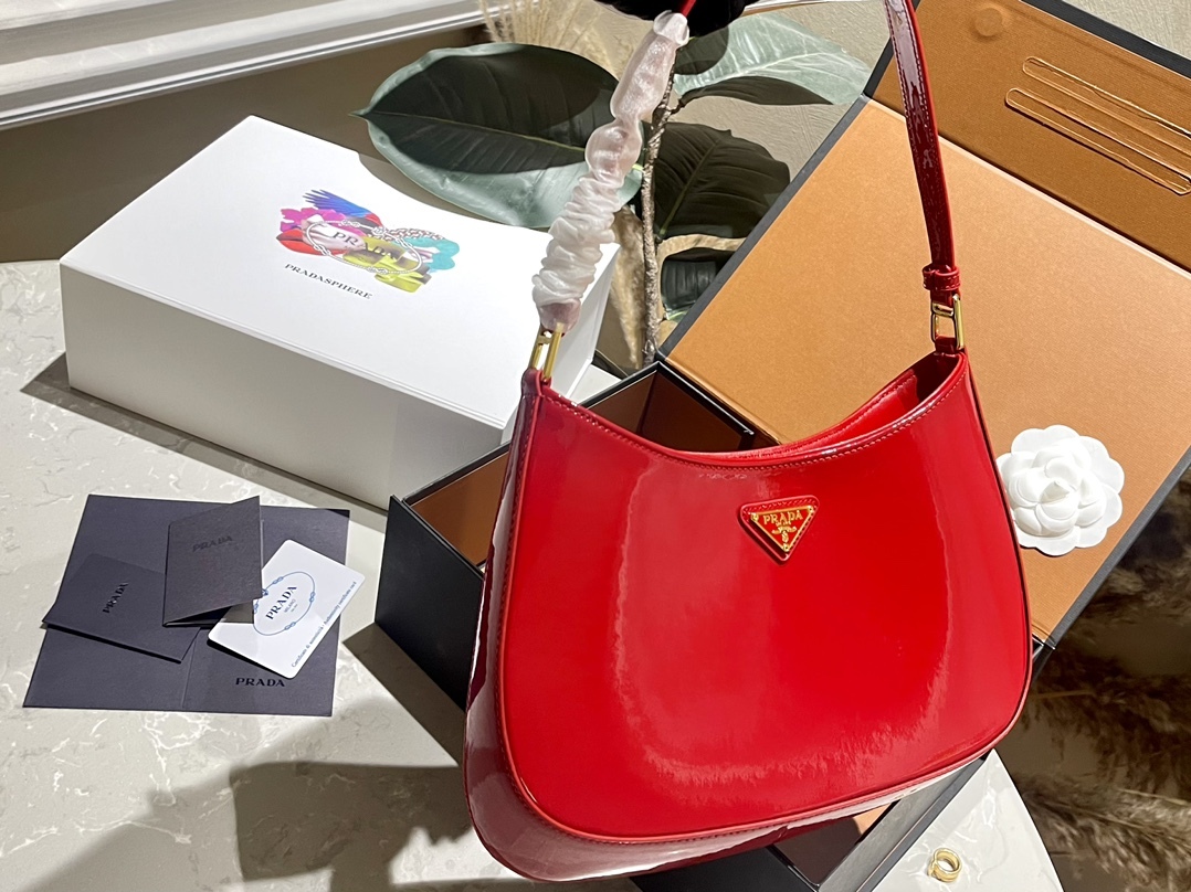 Cleo brushed leather shoulder bag