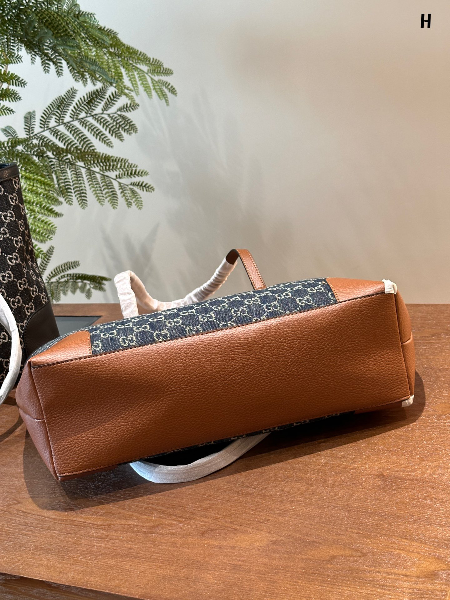 Ophidia Medium Jacquard Denim Tote Bag