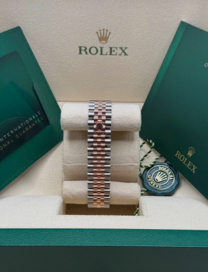 Rolex Datejust 31 NEW 2025 Sun Dust Pink Roman Dial Two Tone Rose Gold Fluted