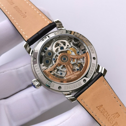 uses precise and stable Haiou tourbillon automatic movement, full hollow experience, 42mm