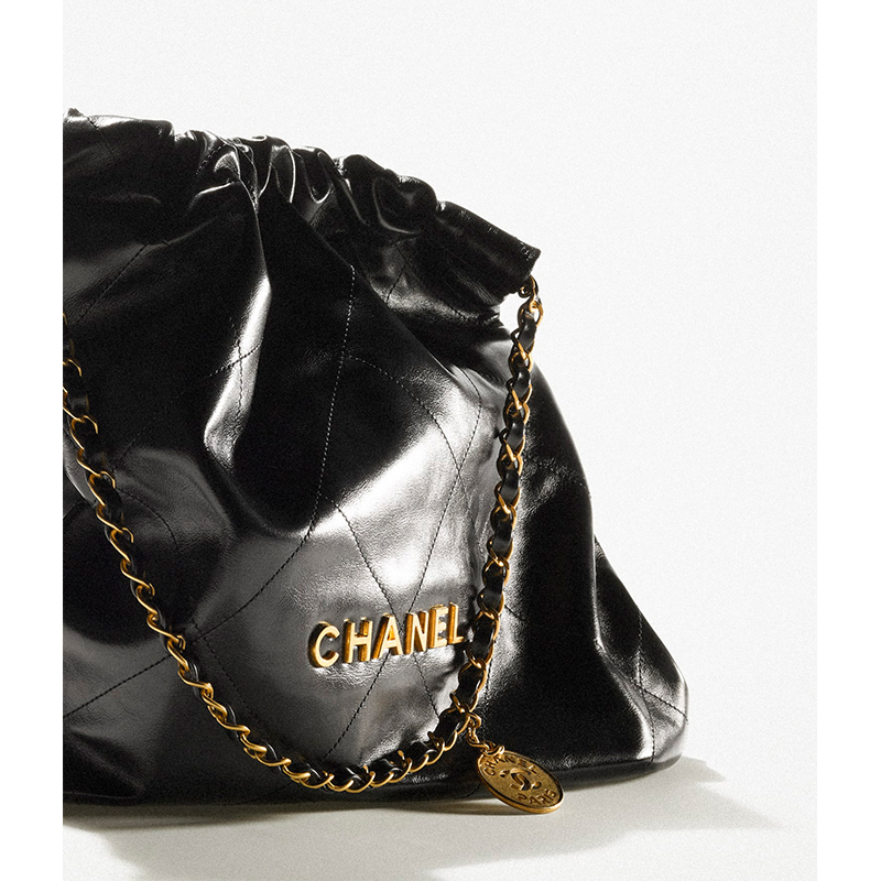 22 HANDBAG