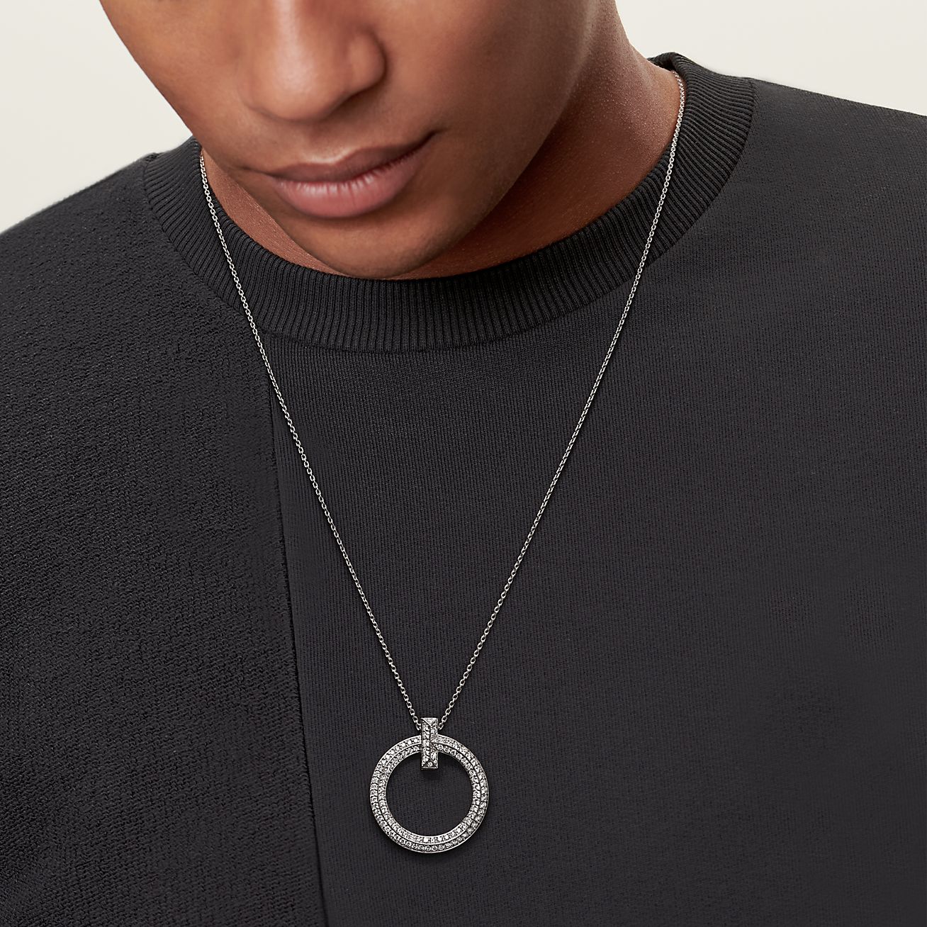 T T1 Circle Pendant in 18k White Gold with Diamonds, Large