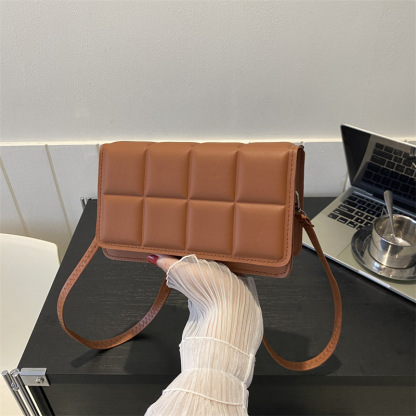 Simple retro small square bag