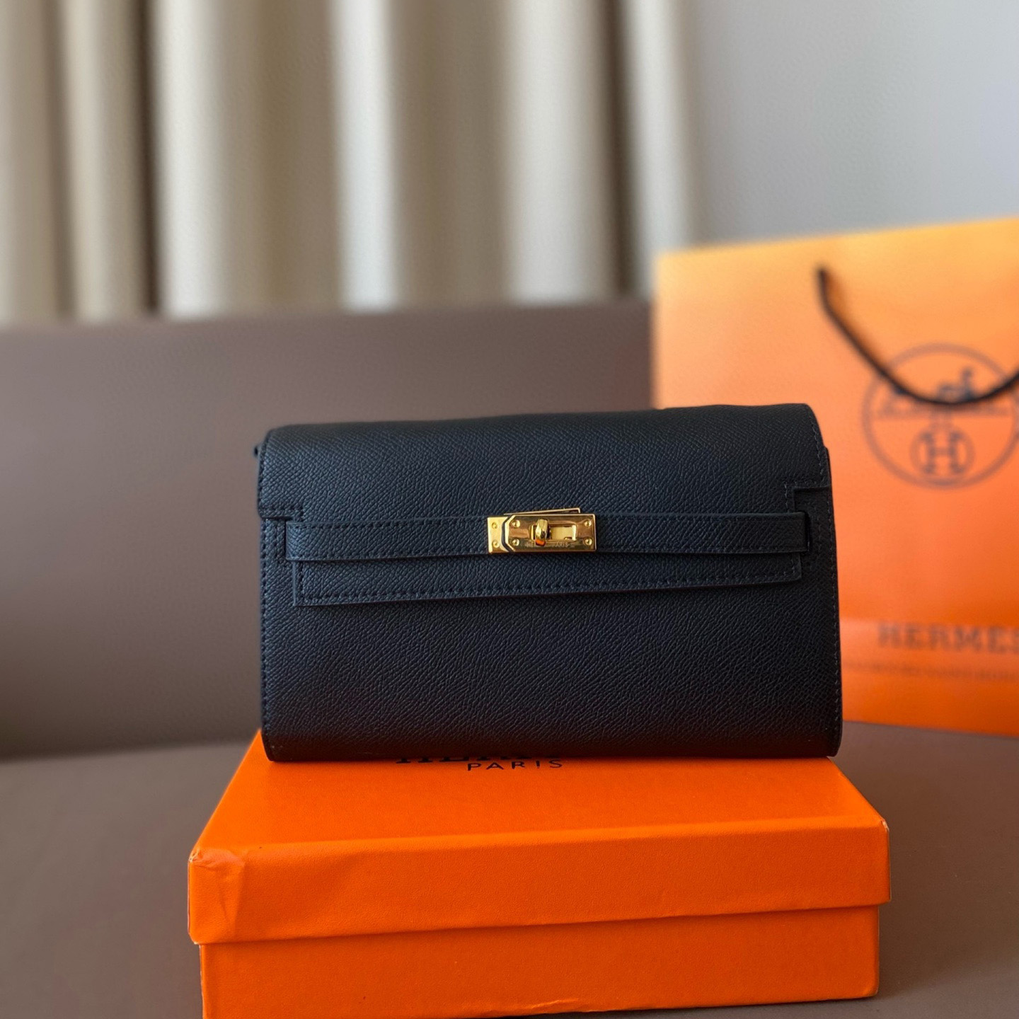 Epsom Kelly Wallet*