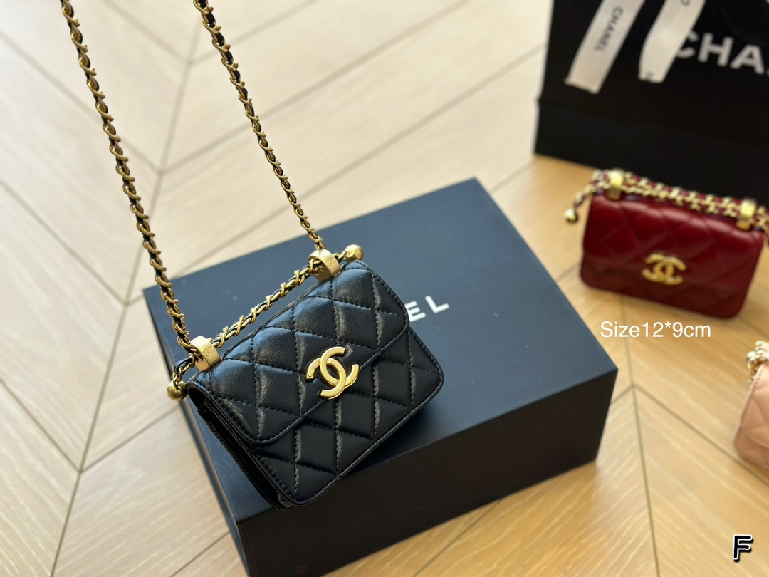 Clutch with Chain