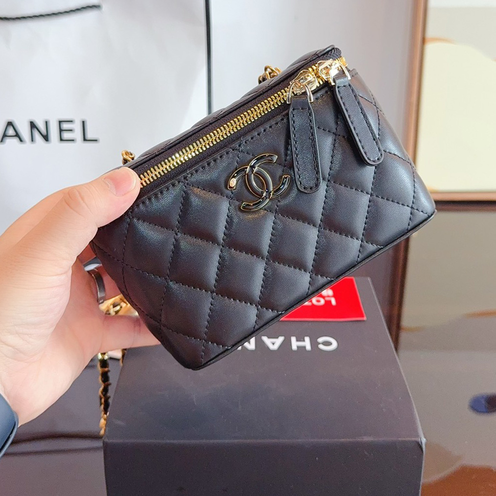 Clutch with Chain