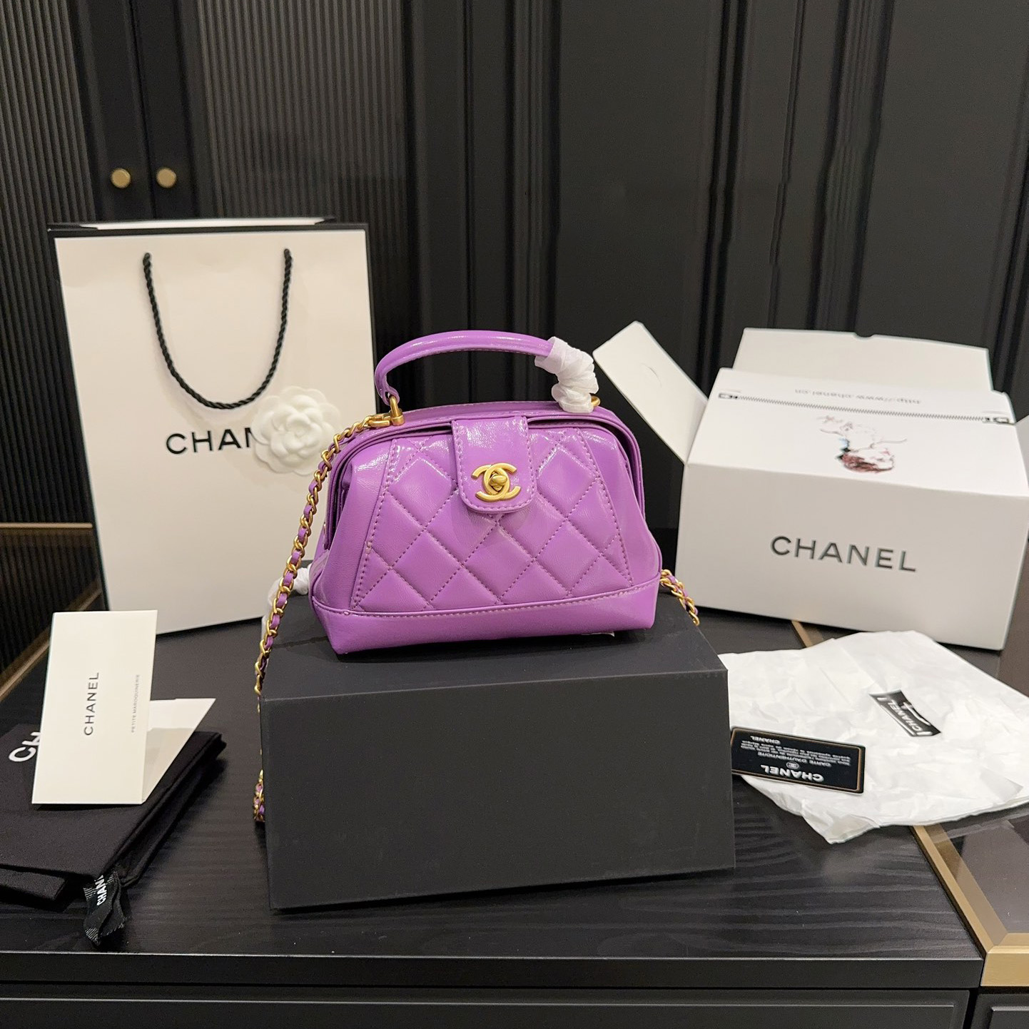 Chanel shoulder bag