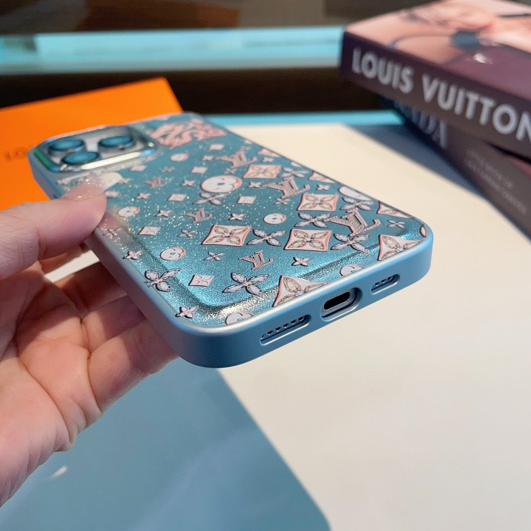 2-in-1 Cell Phone Case with Milk Dragon Pattern