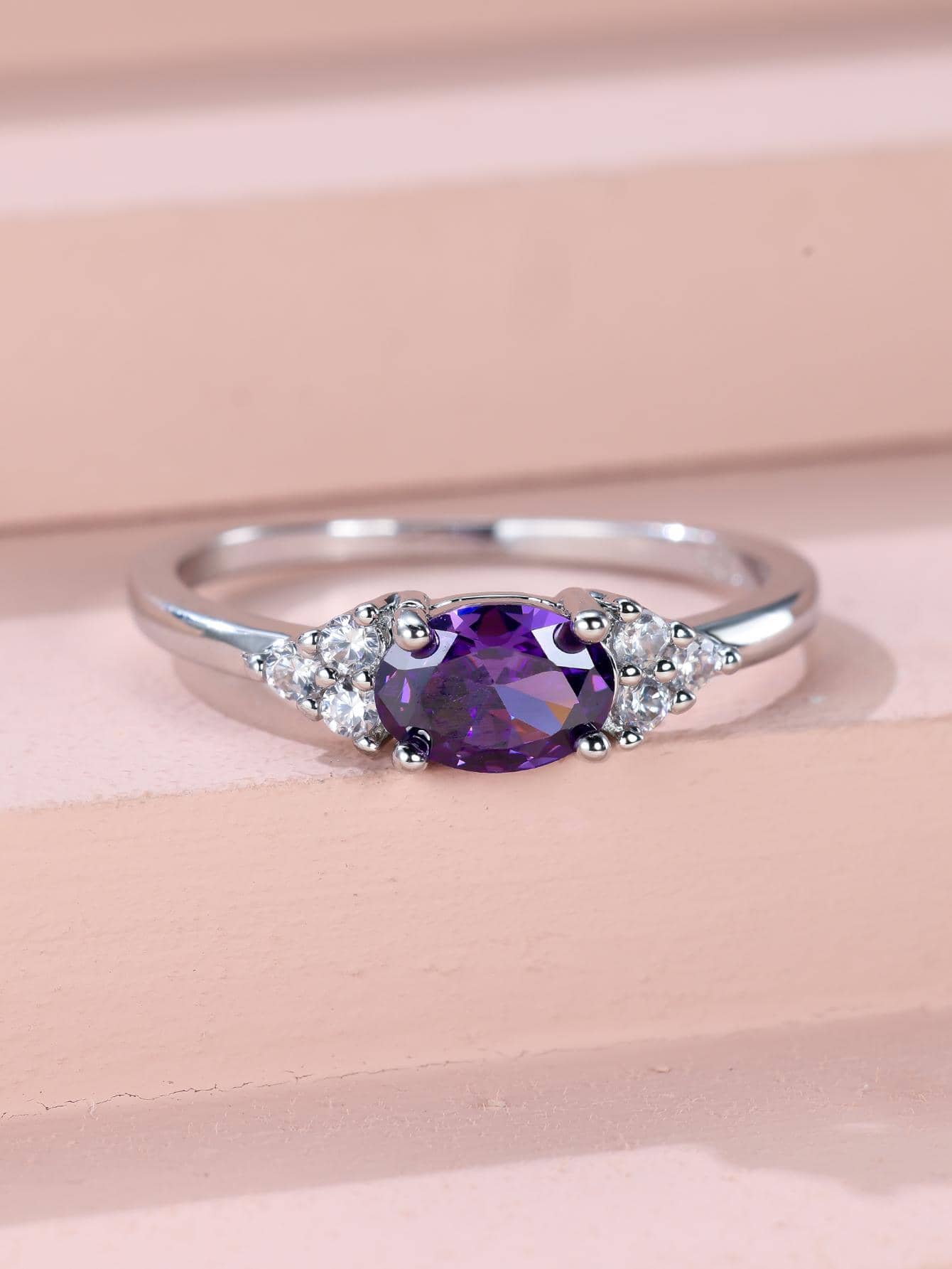 Oval Decor Ring