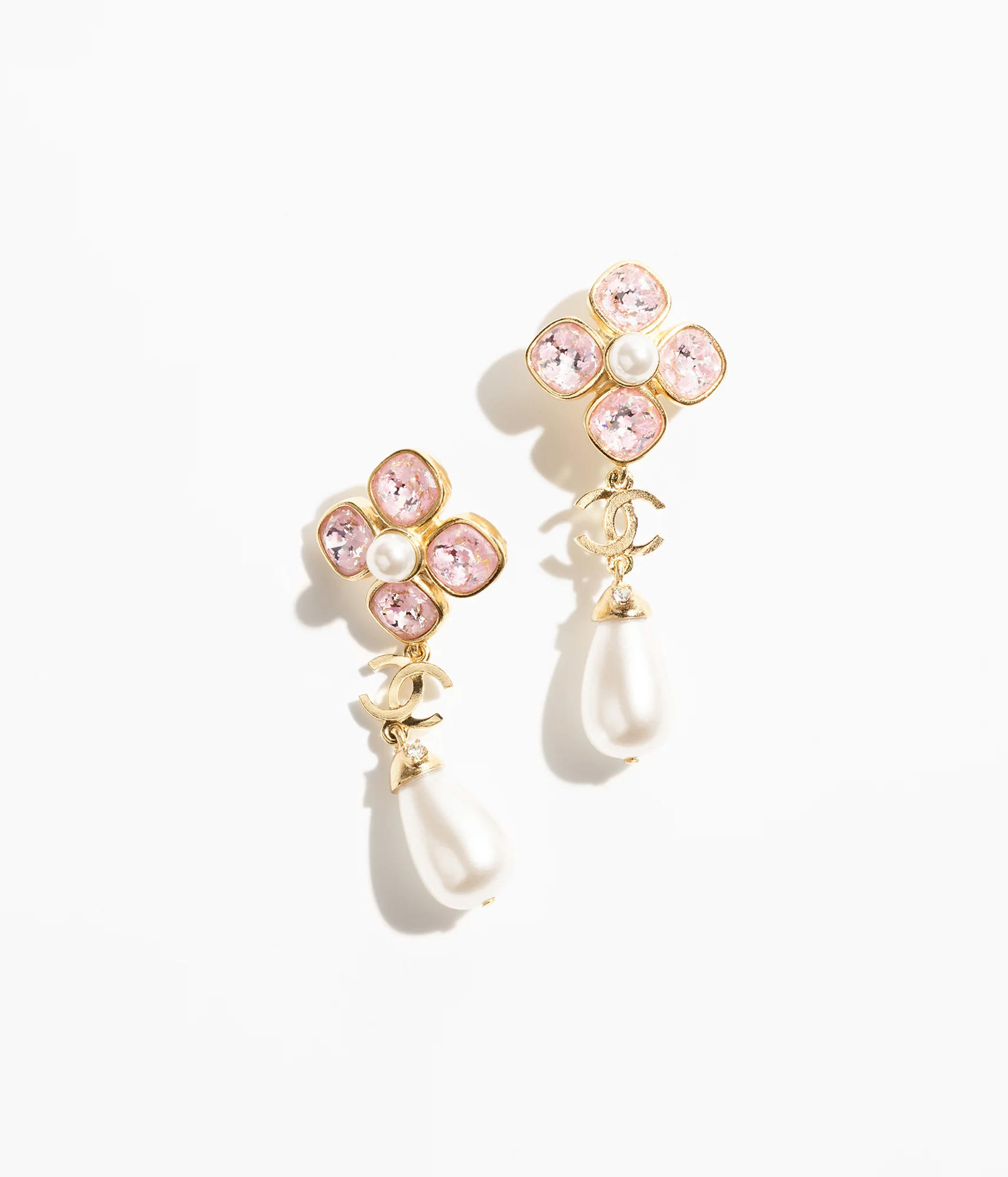 PENDANT EARRINGS