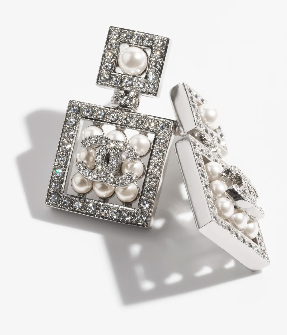 PENDANT EARRINGS