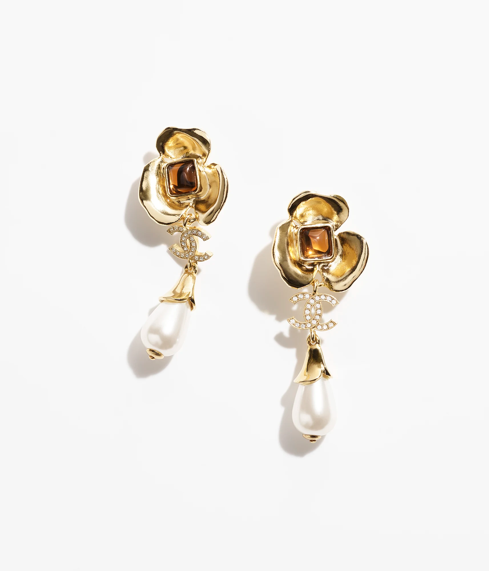 PENDANT EARRINGS