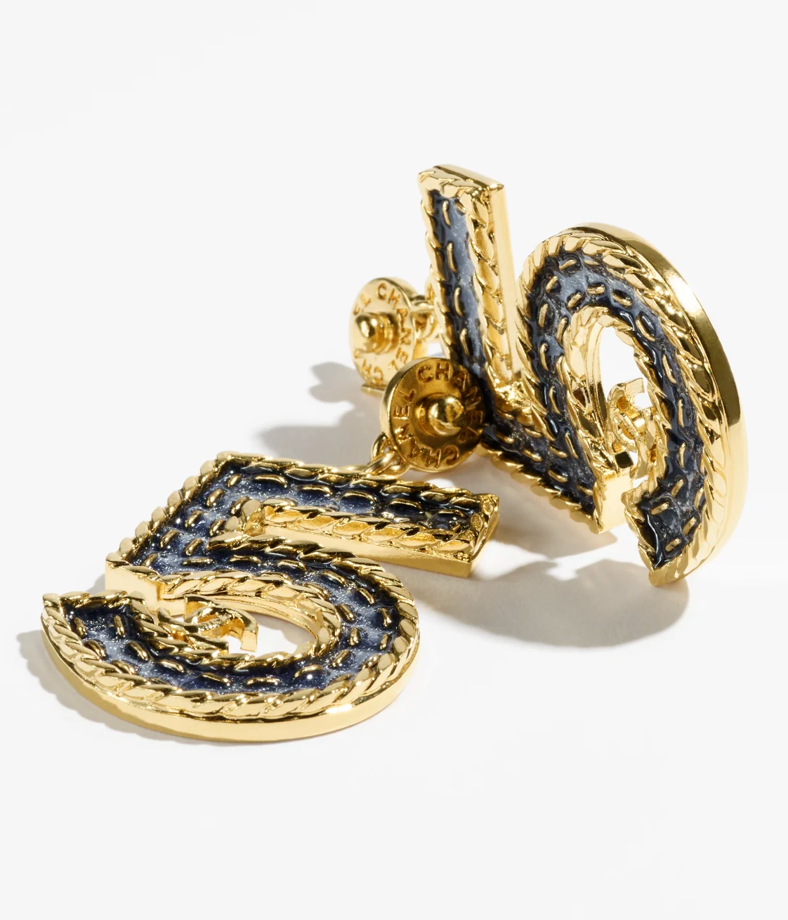 PENDANT EARRINGS