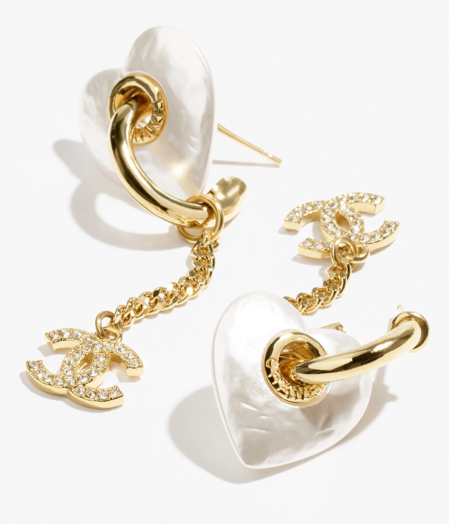 PENDANT EARRINGS