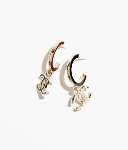PENDANT EARRINGS