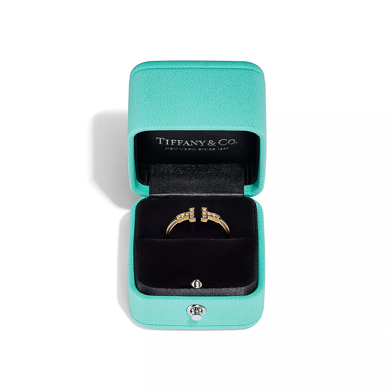 T Diamond Wire Ring in 18k Gold