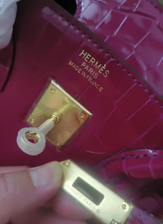 Birkin 30 Bag Graphite Niloticus Crocodile with Gold Hardware