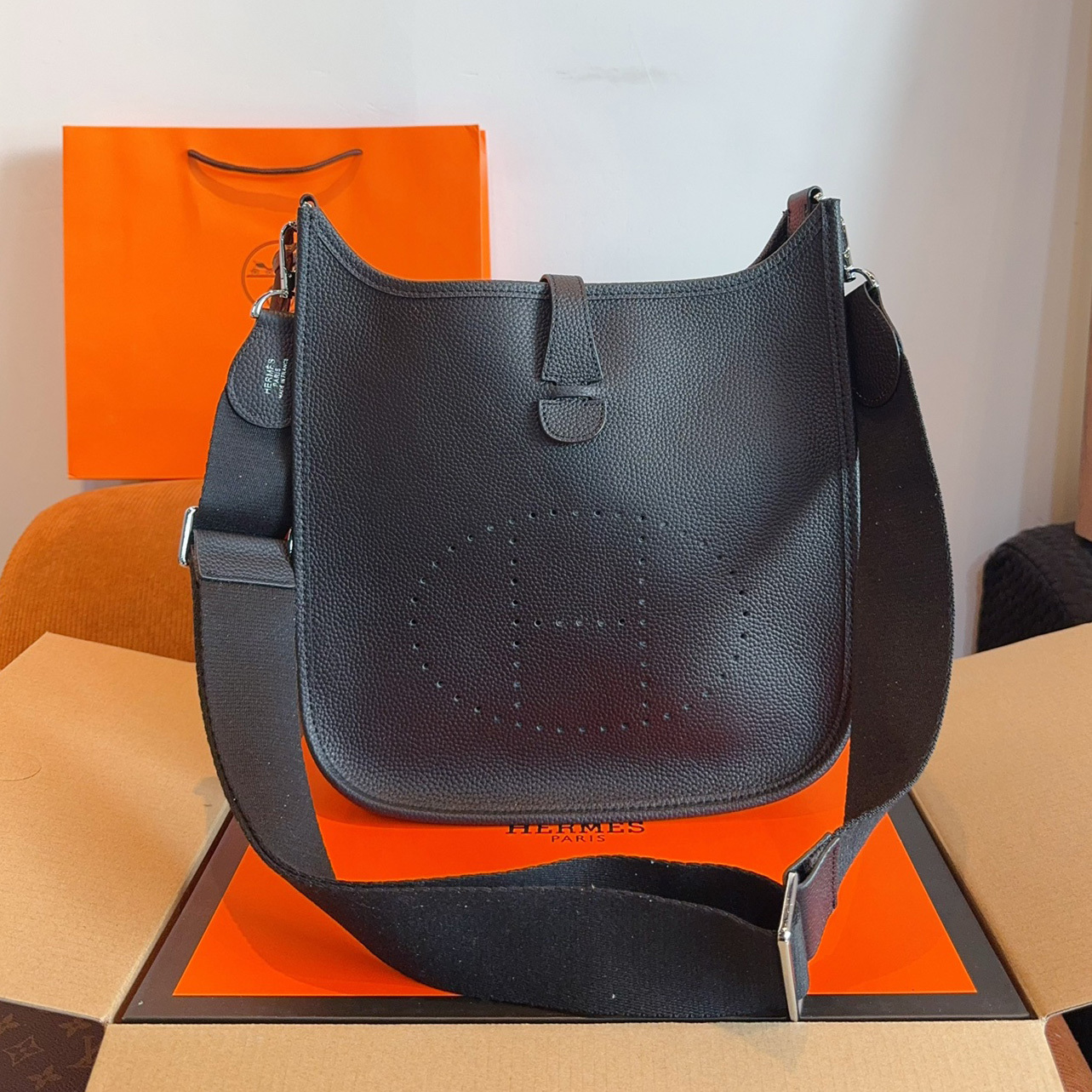 Evelyne  28 bag