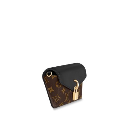 Padlock On Strap M80559