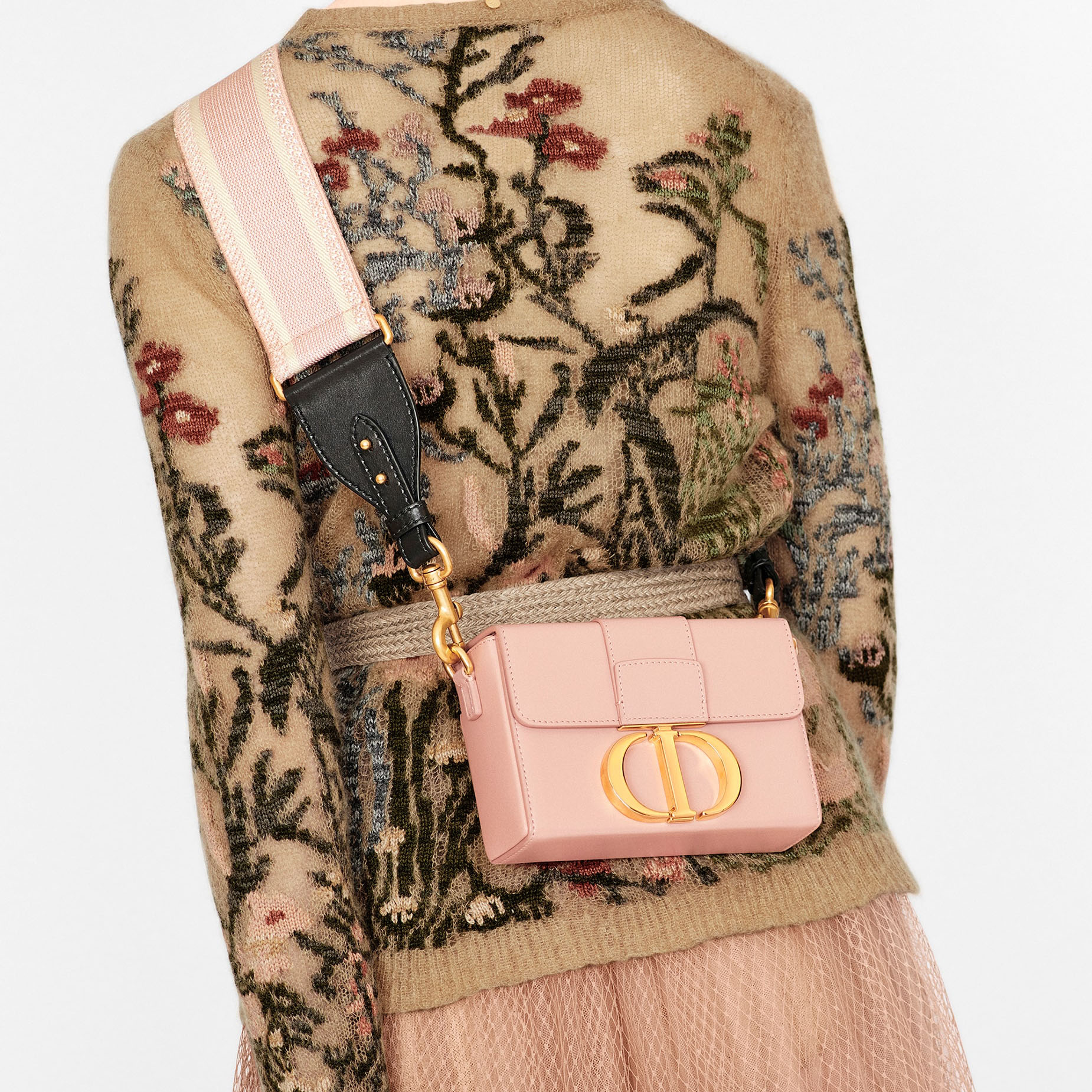 30 MONTAIGNE BOX BAG