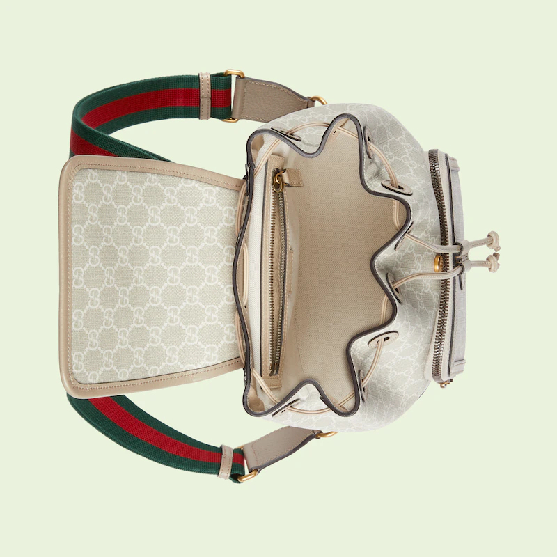 BACKPACK WITH INTERLOCKING G