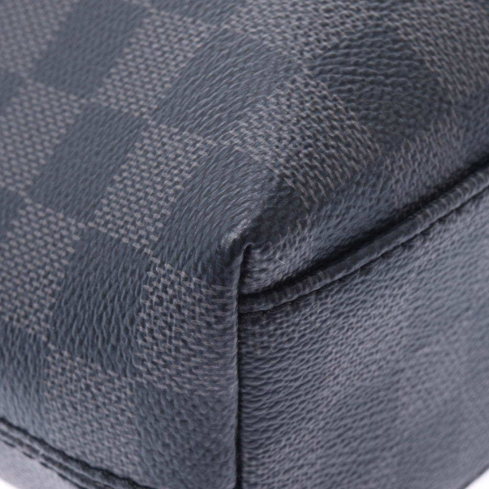 Anton Tote N40000