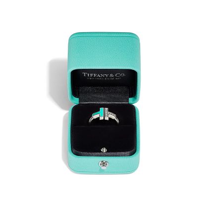 T Diamond and Turquoise Wire Ring in 18k White Gold