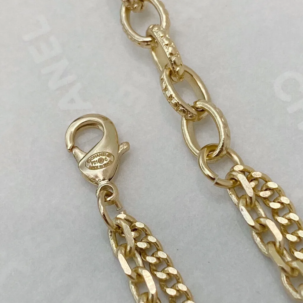 Vintage Style Double C Double Cameo Bracelet