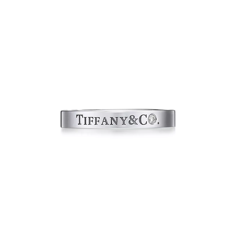 & Co.庐 Band Ring in Platinum with a Diamond