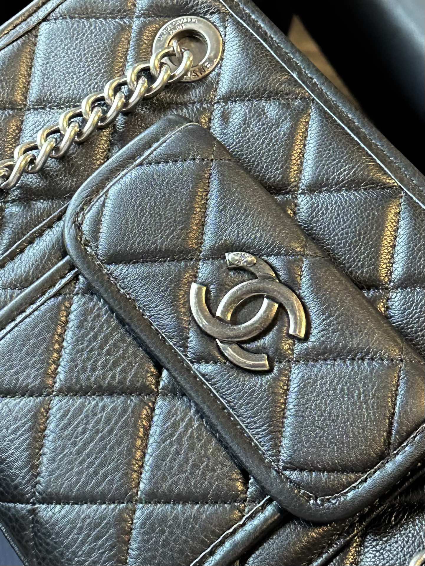 Calfskin Quilted Small Casual Riviera Zip Shoulder Bag Black