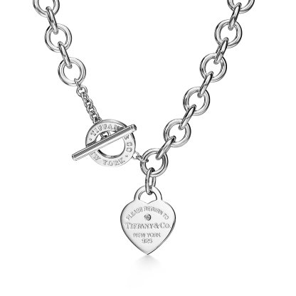 Return to 庐 Heart Tag Necklace in Silver with a Diamond, Medium