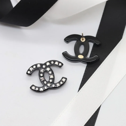 CCE221 CC earring