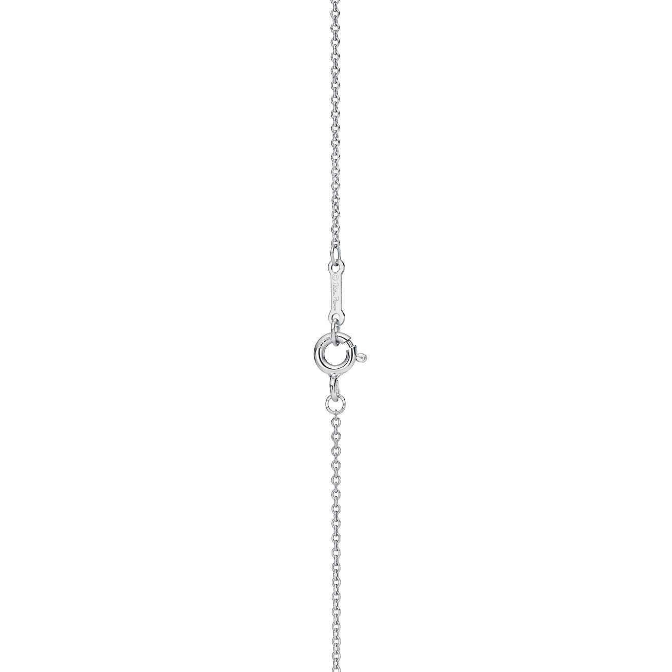 Paloma Picasso庐 Olive Leaf Pendant