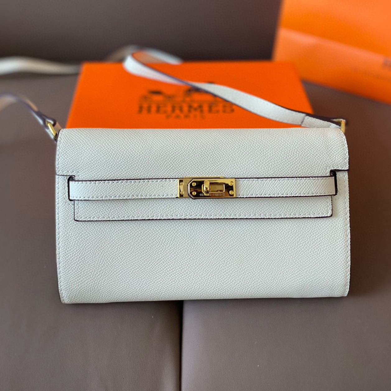 Epsom Kelly Wallet*