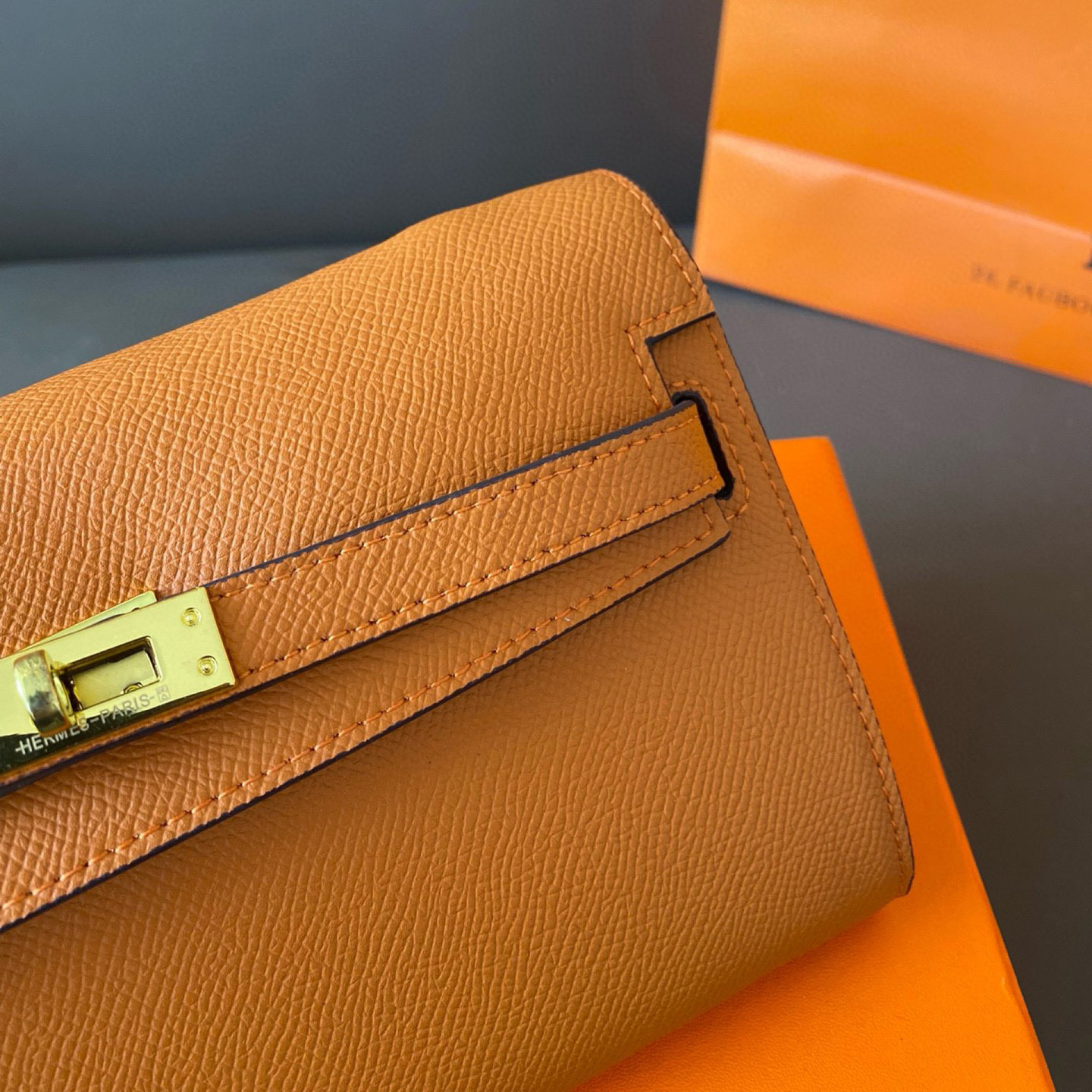 Epsom Kelly Wallet*
