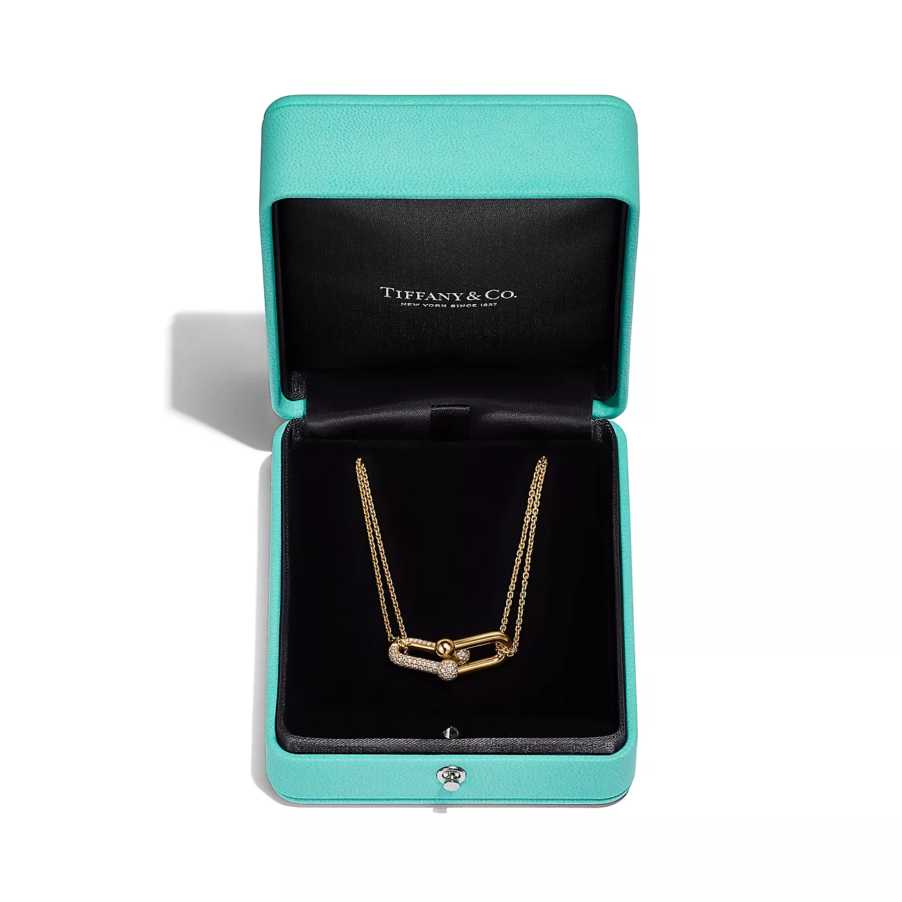 HardWear Link Pendant in Yellow Gold with Pave Diamonds