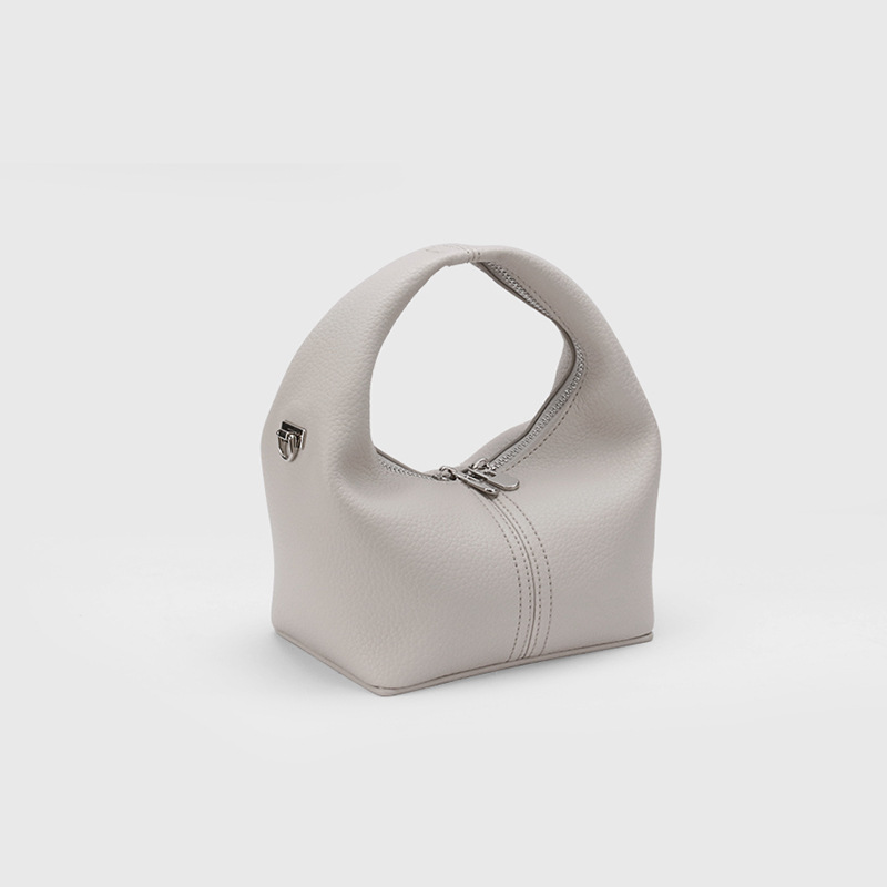 2024 New Fashion Women's Bag Simple Temperament Crescent Handbag