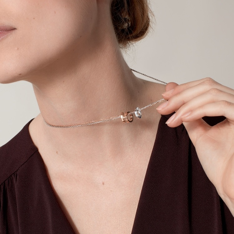 LOVE NECKLACE, 6 DIAMONDS