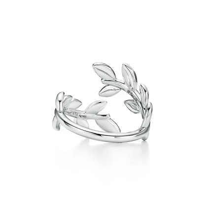 Paloma Picasso庐 Olive Leaf Bypass Ring in Silver