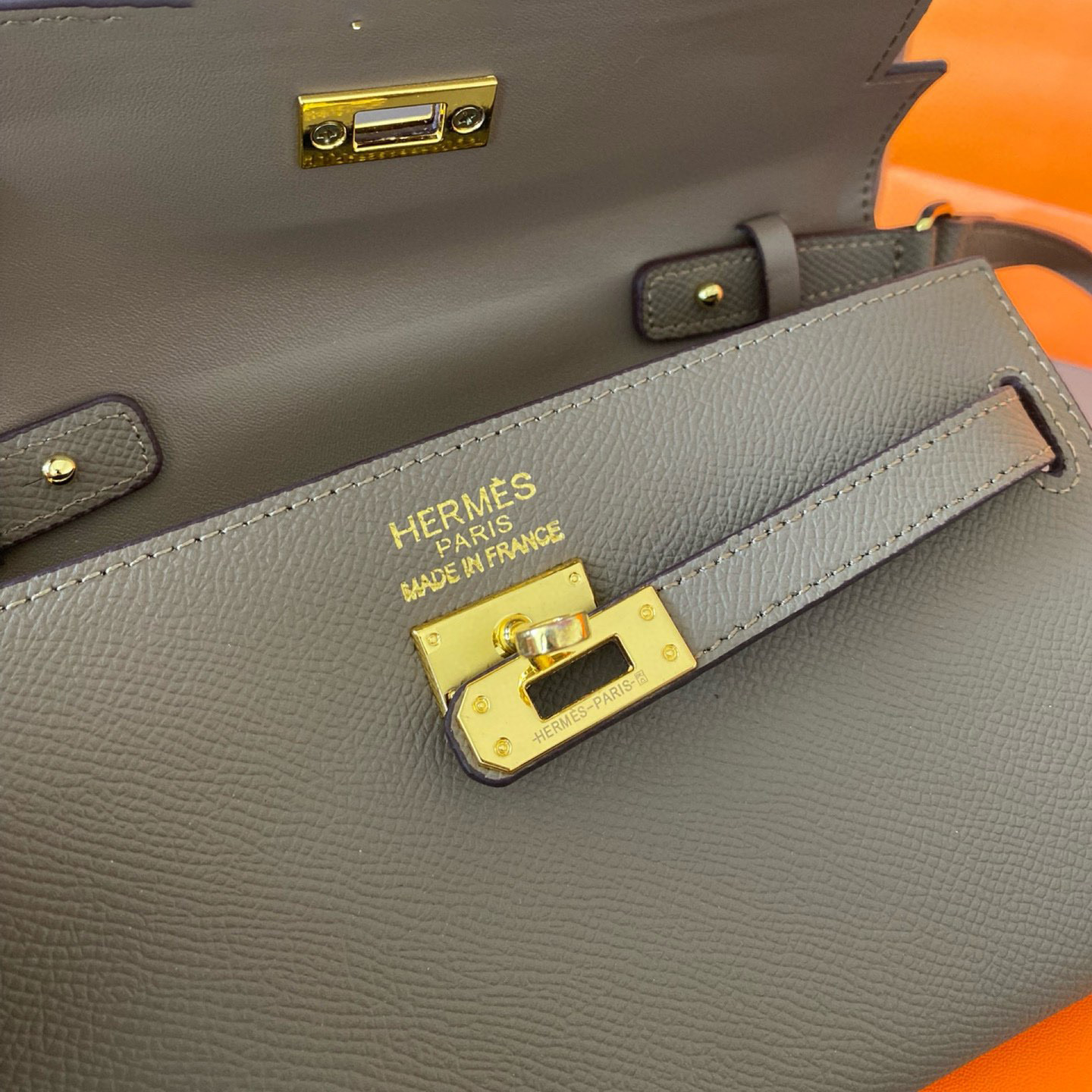 Epsom Kelly Wallet*