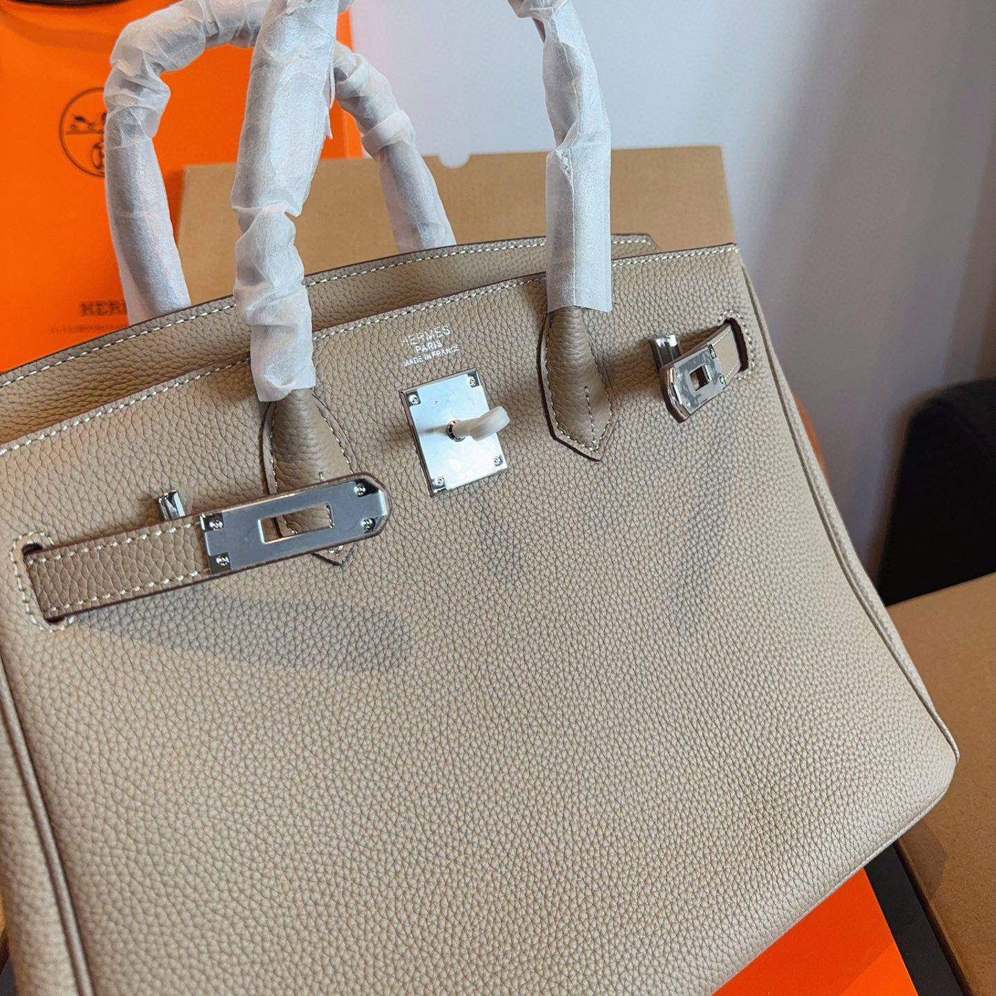 *Birkin 30 Bag