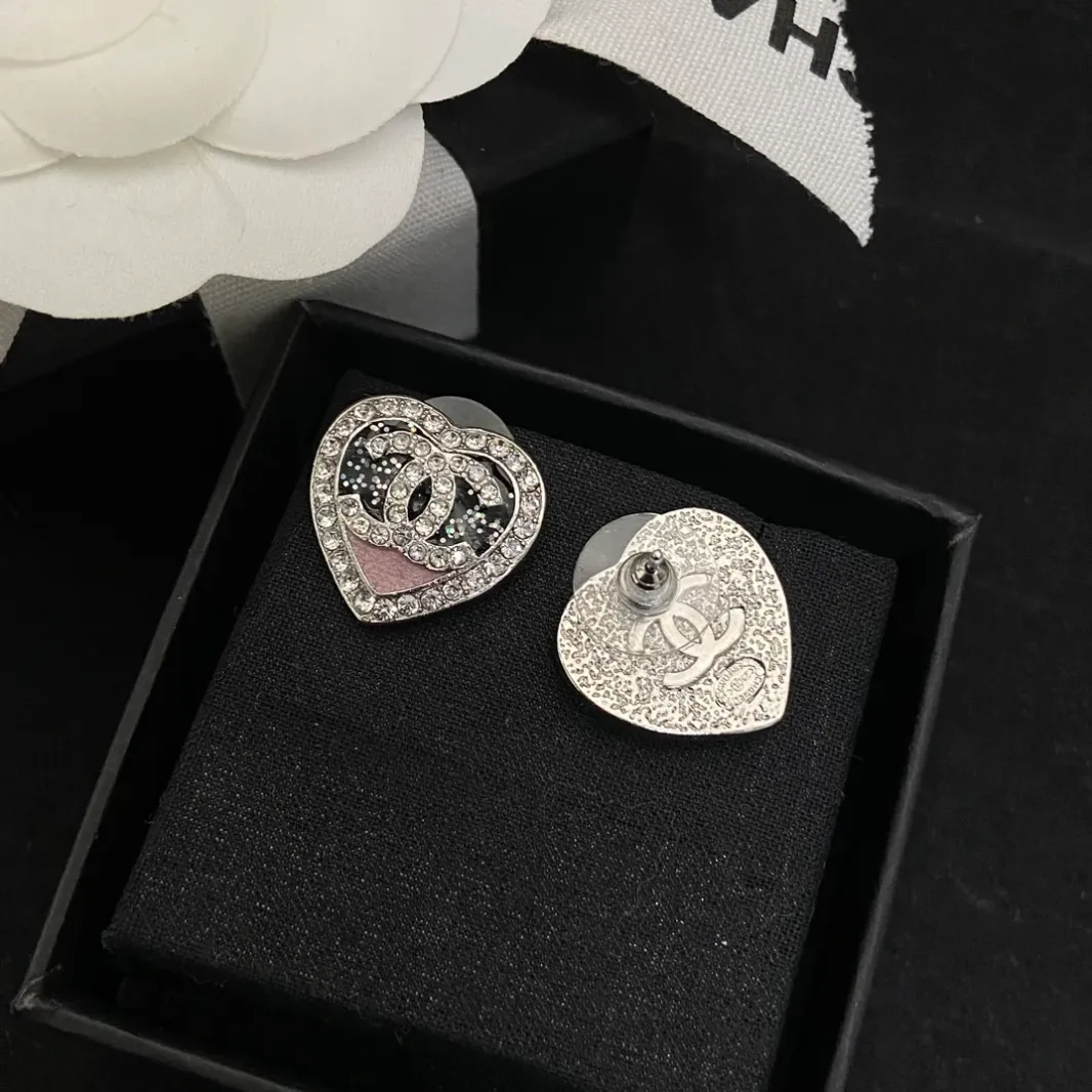 CCE243 CC earring