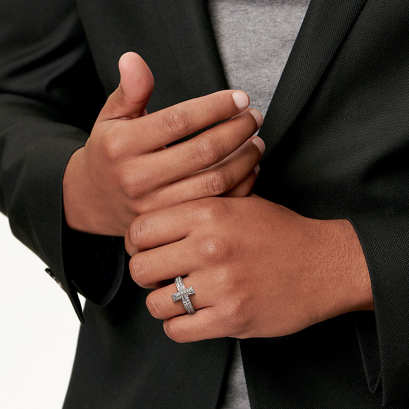 T T1 Ring in White Gold with Diamonds, 4.5 mm Wide