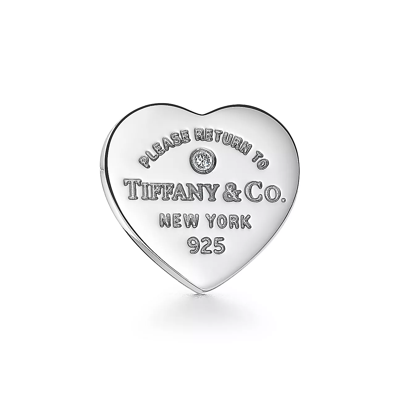 Return to 庐 Heart Tag Earrings in Sterling Silver with a Diamond, Mini