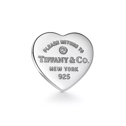 Return to 庐 Heart Tag Earrings in Sterling Silver with a Diamond, Mini