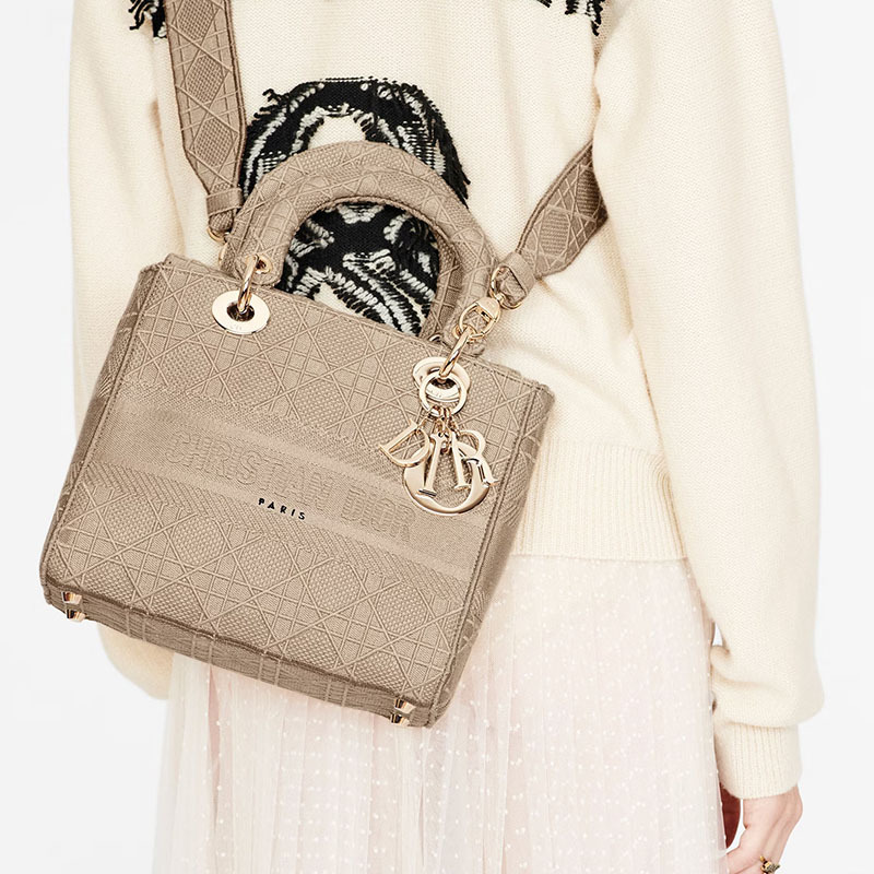 MEDIUM LADY D-LITE BAG